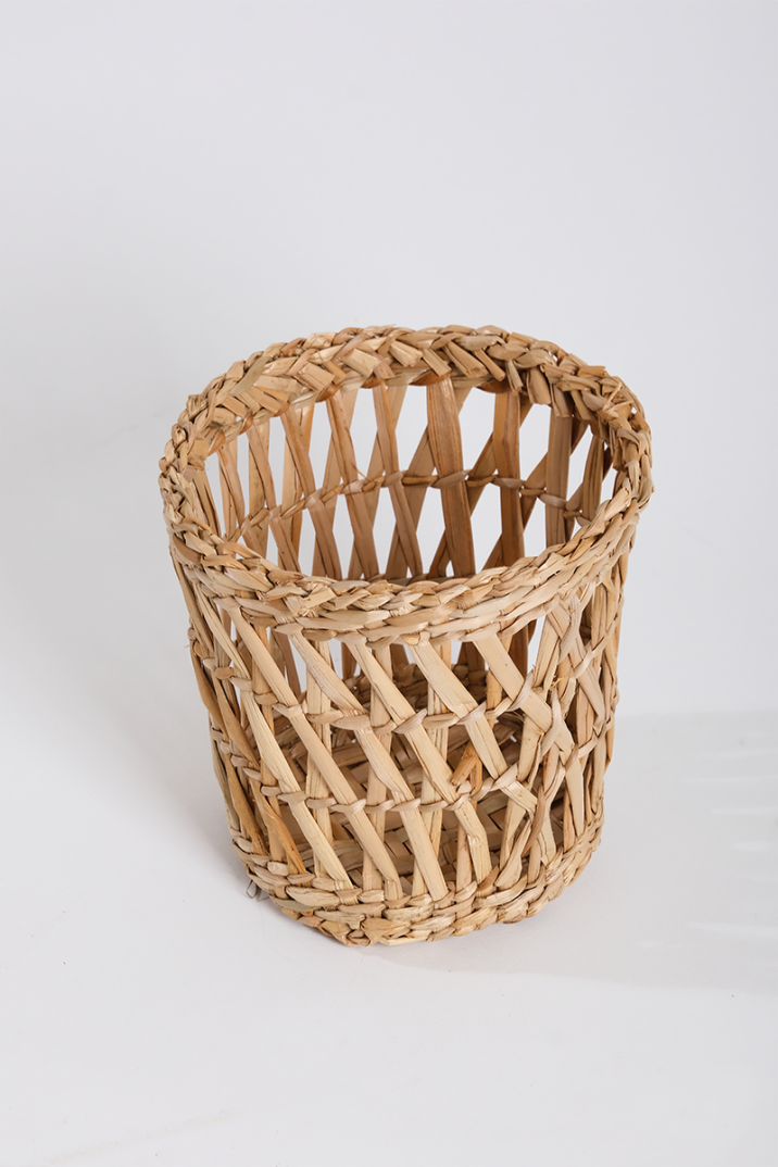 Açık Hasır Örgü Çiçek Saksısı H :26 cm - 1